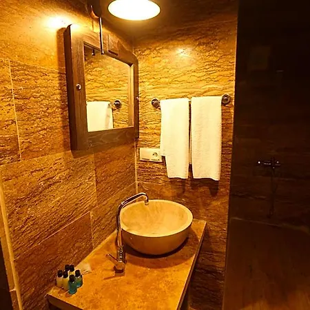 Heritage Cave 4*